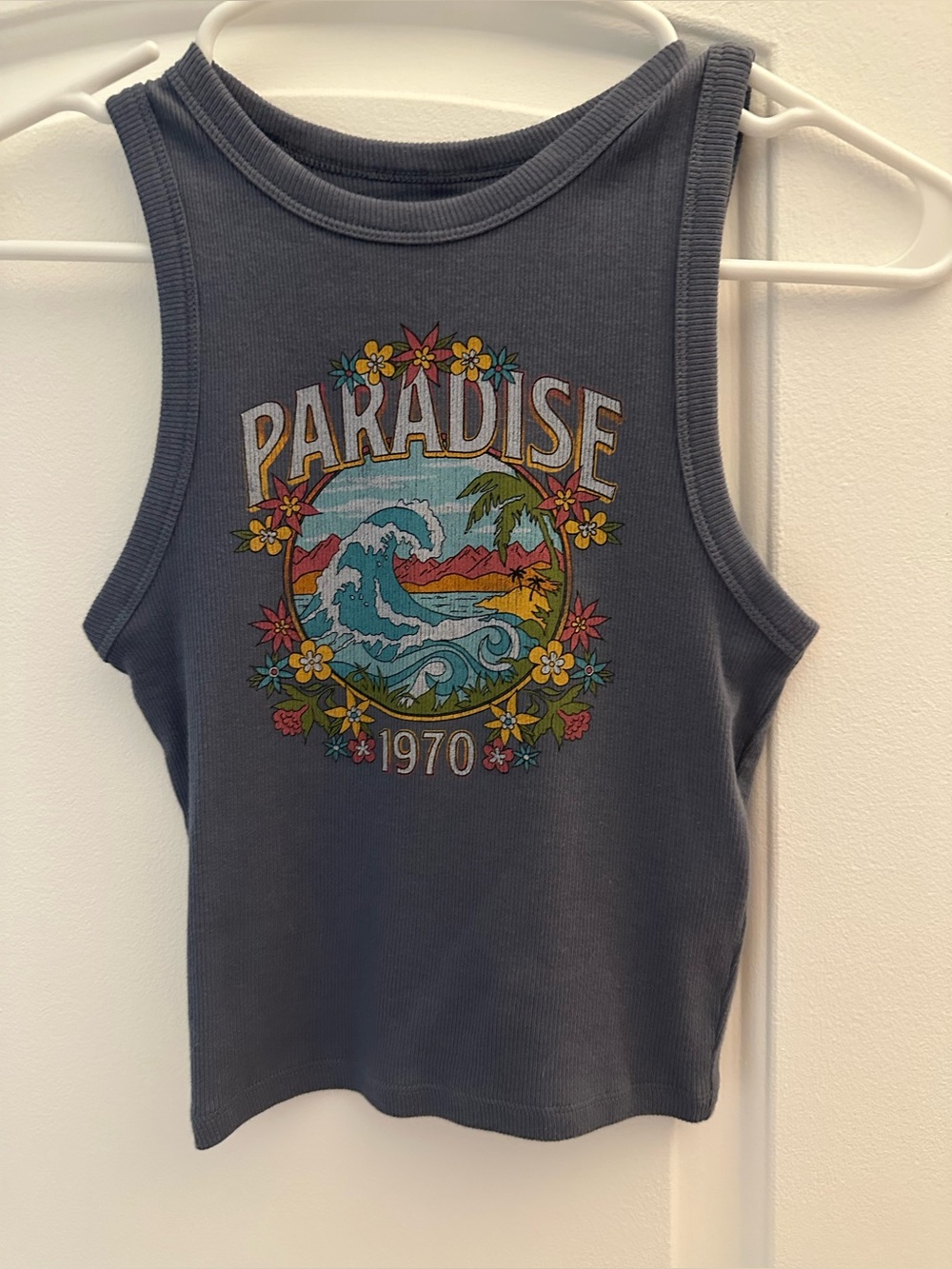 Hollister teen/ladies dark grey tank top with print size XSmall